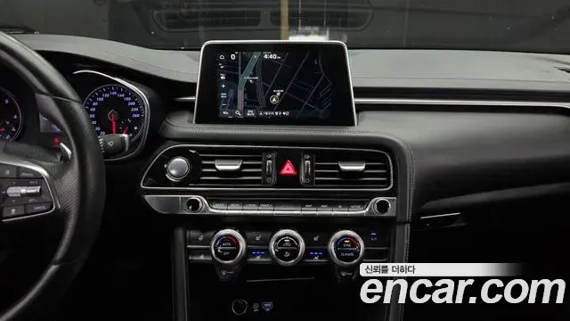 Genesis G70 2019 — Şəkil 12/20