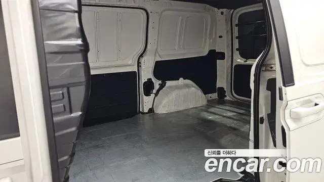 Hyundai Staria 2023 — Şəkil 3/31