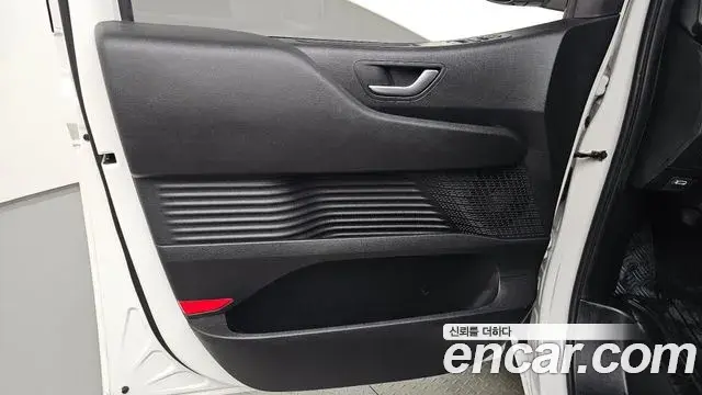 Hyundai Staria 2023 — Şəkil 22/31