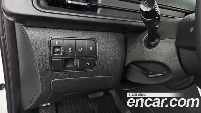 Hyundai Staria 2023 — Şəkil 20/31