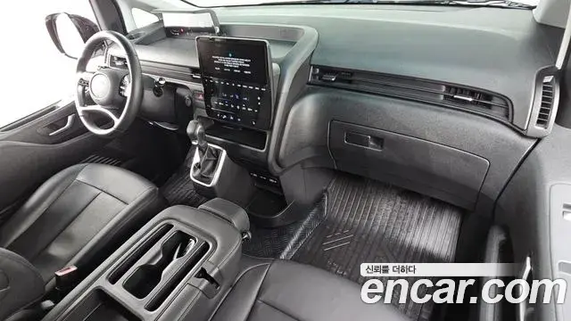 Hyundai Staria 2023 — Şəkil 21/31