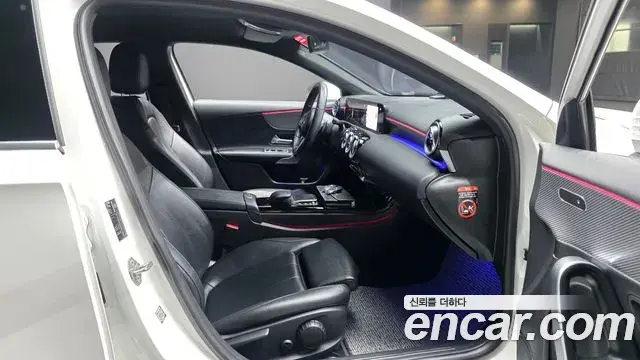 Mercedes-Benz A-Class 2021 — Şəkil 14/32