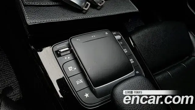 Mercedes-Benz A-Class 2021 — Şəkil 13/32