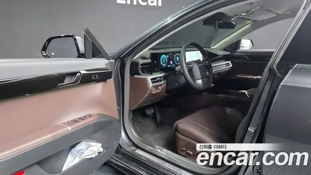 Hyundai Grandeur Hybrid 2025 — Photo 16/20