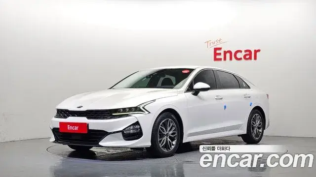 Kia K5 2021 — ფოტო 1/33