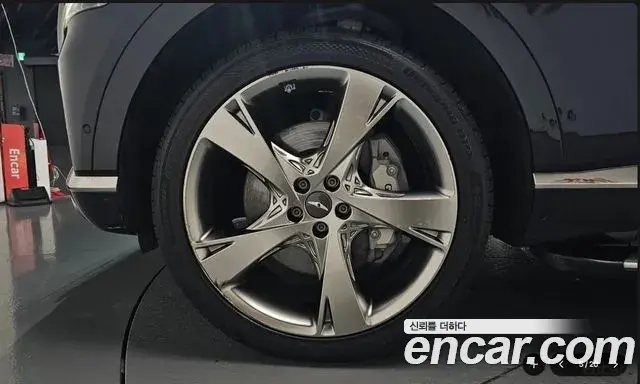 Genesis GV80 2023 — Photo 3/20