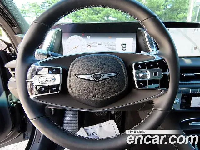 Genesis G90 2023 — ფოტო 19/20
