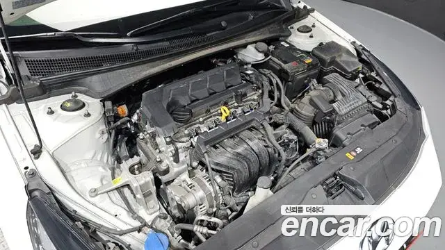 Hyundai Avante 2023 — Фото 5/20