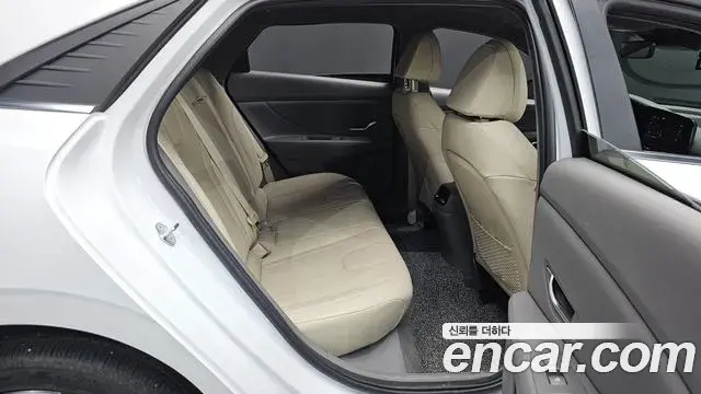 Hyundai Avante 2023 — Фото 11/20