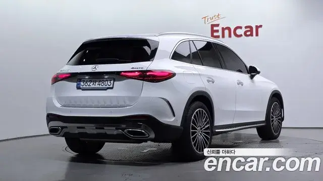 Mercedes-Benz GLC-Class 2023 — Фото 2/20