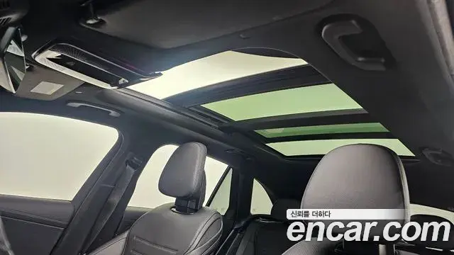 Mercedes-Benz GLC-Class 2023 — Photo 10/30