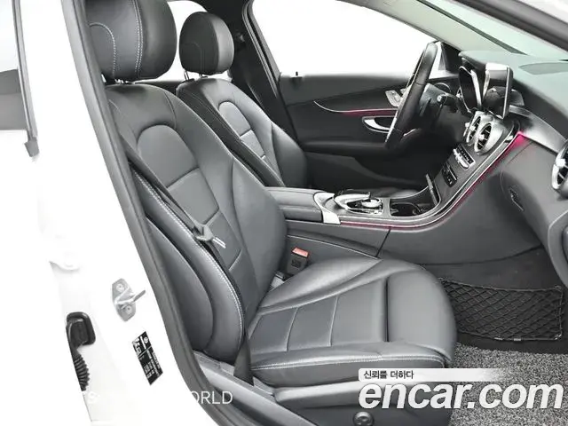 Mercedes-Benz C-Class 2019 — ფოტო 9/20