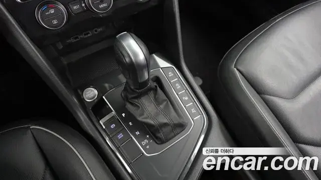Volkswagen Tiguan 2019 — Photo 33/33