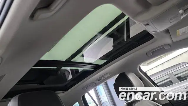 Volkswagen Tiguan 2019 — Photo 23/33