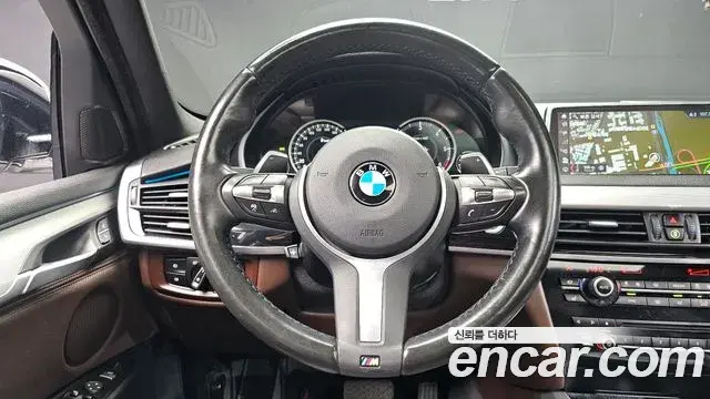 BMW X5 2018 — Фото 13/20
