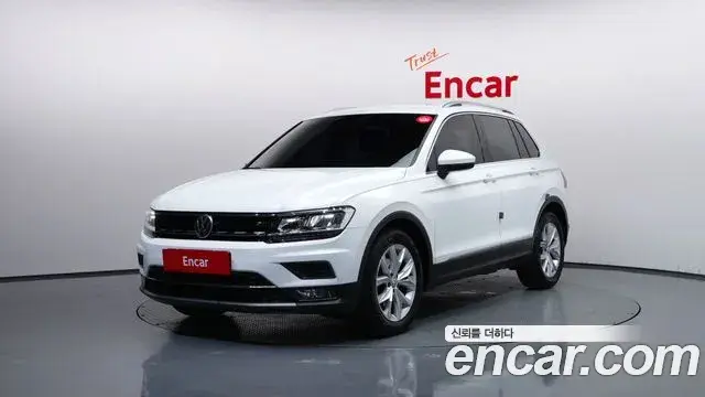 Volkswagen Tiguan 2018 — Photo 3/20