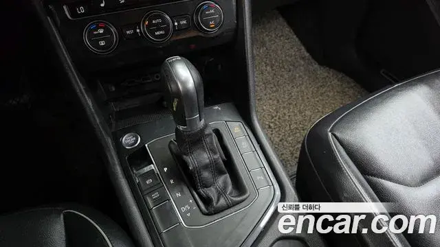 Volkswagen Tiguan 2018 — Photo 4/20