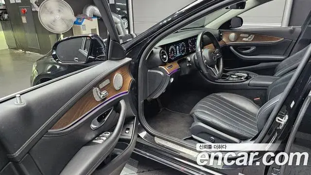 Mercedes-Benz E-Class 2019 — Фото 9/20