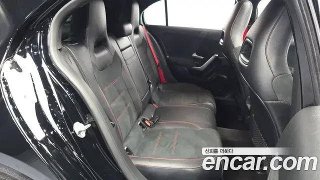 Mercedes-Benz A-Class 2022 — Şəkil 13/20