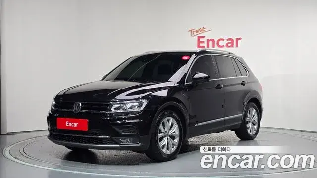 Volkswagen Tiguan 2018 — ფოტო 2/20