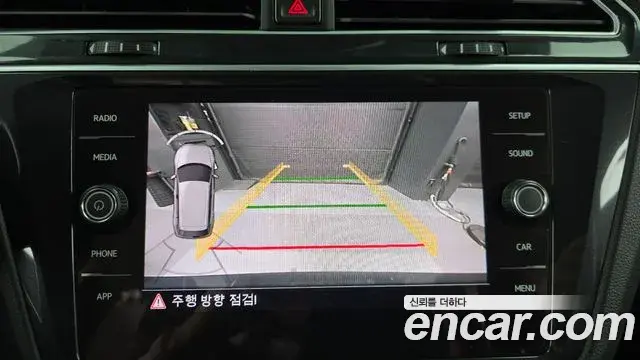Volkswagen Tiguan 2018 — ფოტო 4/20