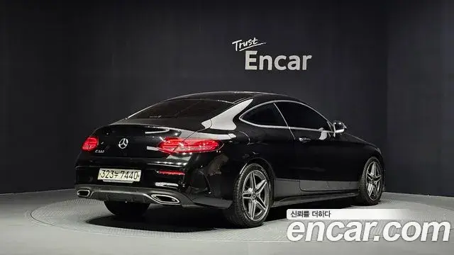 Mercedes-Benz C-Class 2020 — Фото 2/20