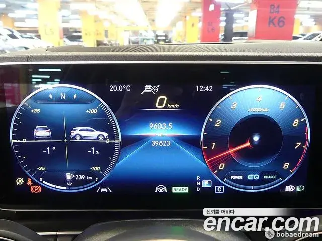 Mercedes-Benz GLE-Class 2022 — ფოტო 4/20