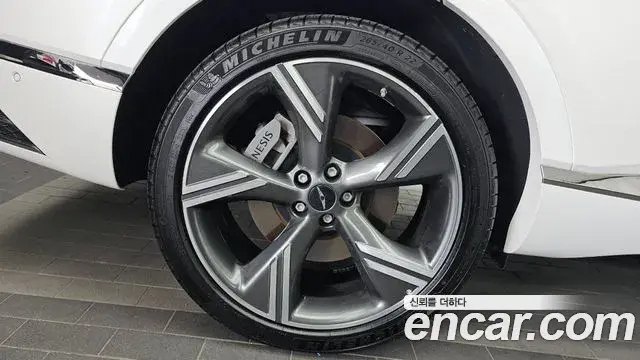 Genesis GV80 2024 — ფოტო 21/38
