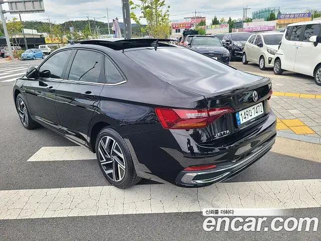 Volkswagen Jetta 2022 — Şəkil 5/20