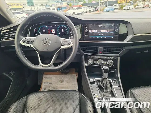 Volkswagen Jetta 2022 — Şəkil 4/20