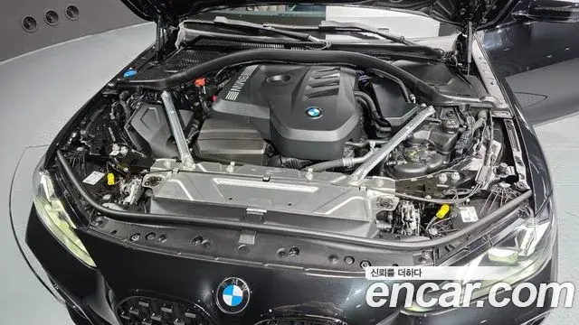 BMW 4 Series 2025 — ფოტო 27/33