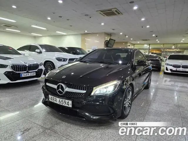 Mercedes-Benz CLA-Class 2018 — Şəkil 1/17