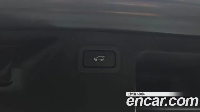 Land Rover Discovery Sport 2018 — ფოტო 31/31