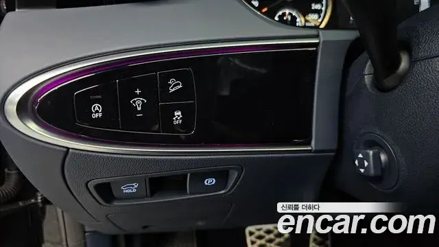 Genesis GV70 2021 — Photo 6/34