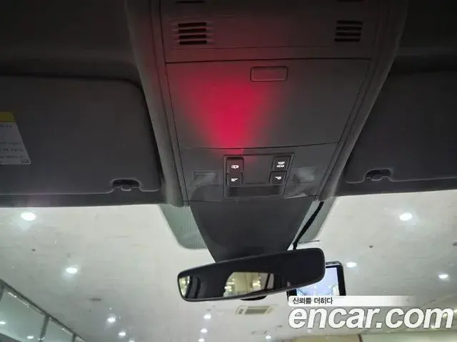 Volkswagen Tiguan 2018 — Şəkil 16/17
