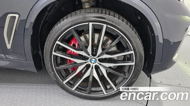 BMW X5 2021 — Şəkil 20/33