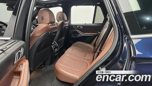 BMW X5 2021 — Şəkil 14/33