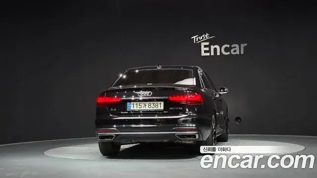 Audi A4 2023 — Photo 29/33