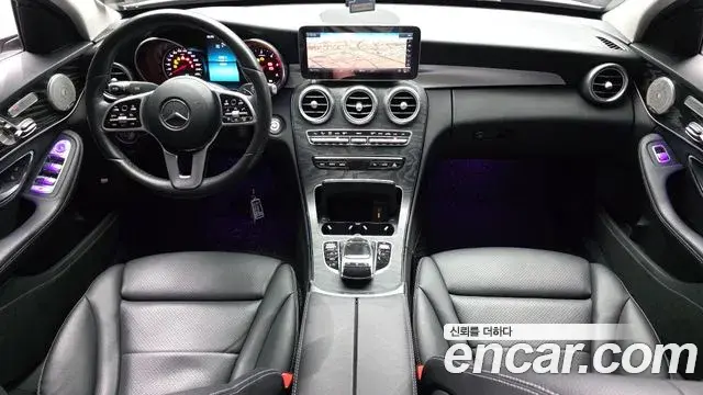 Mercedes-Benz C-Class 2019 — Şəkil 2/32