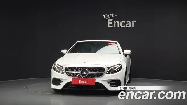 Mercedes-Benz E-Class 2018 — ფოტო 10/30