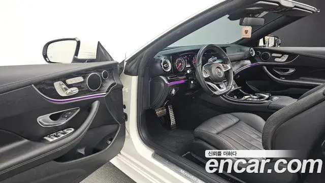 Mercedes-Benz E-Class 2018 — ფოტო 27/30