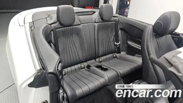 Mercedes-Benz E-Class 2018 — ფოტო 2/30