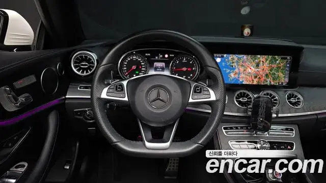 Mercedes-Benz E-Class 2018 — ფოტო 25/30