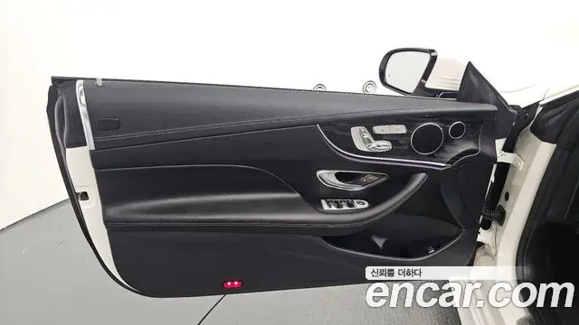 Mercedes-Benz E-Class 2018 — ფოტო 12/30