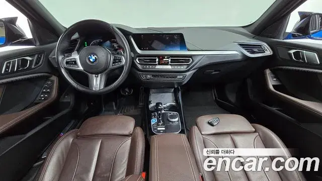 BMW 1 Series 2023 — Photo 10/20