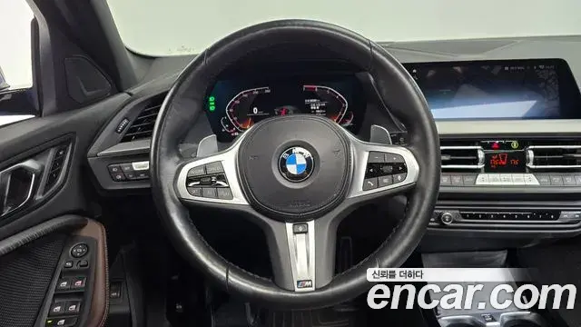 BMW 1 Series 2023 — Photo 4/20