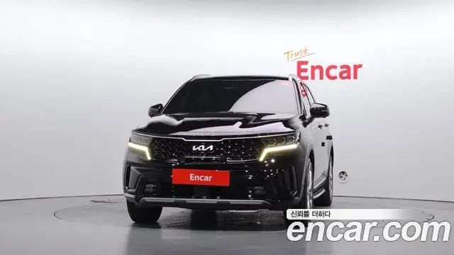 Kia Sorento 2023 — Şəkil 16/20