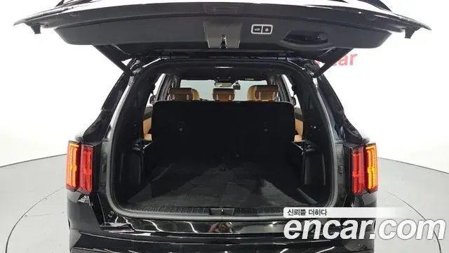 Kia Sorento 2023 — Şəkil 12/20