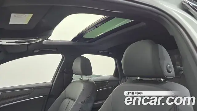 Audi A6 2019 — ფოტო 8/20