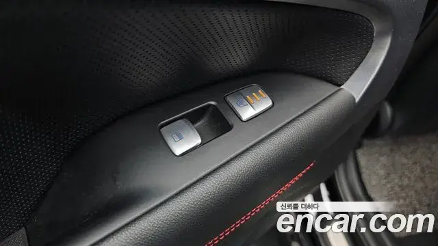Genesis G70 2018 — Şəkil 23/34